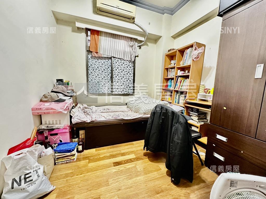 方正格局電梯３房房屋室內格局與周邊環境