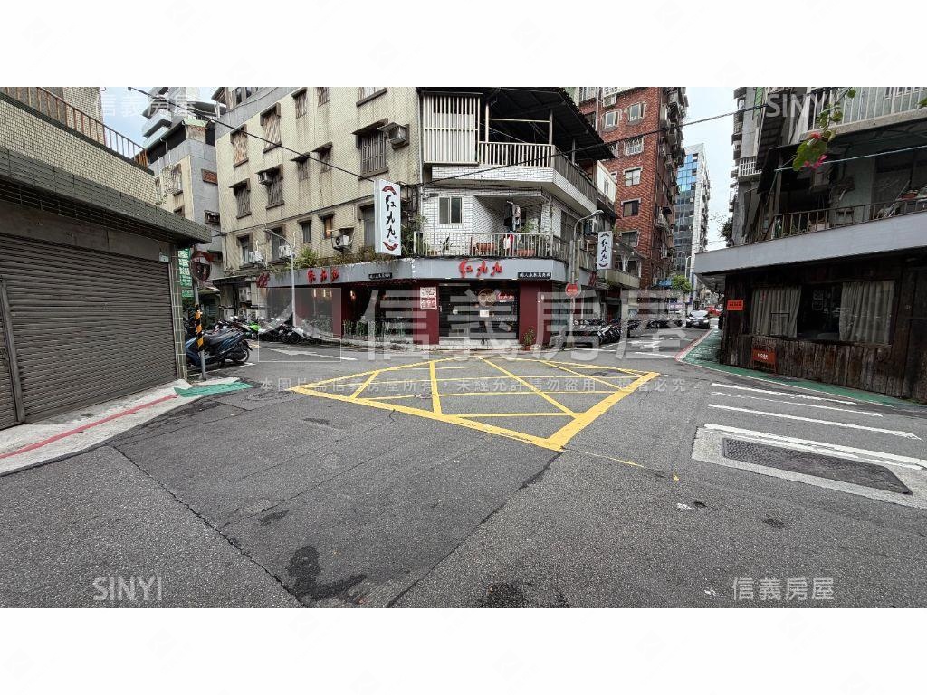 近小巨蛋四樓美寓房屋室內格局與周邊環境