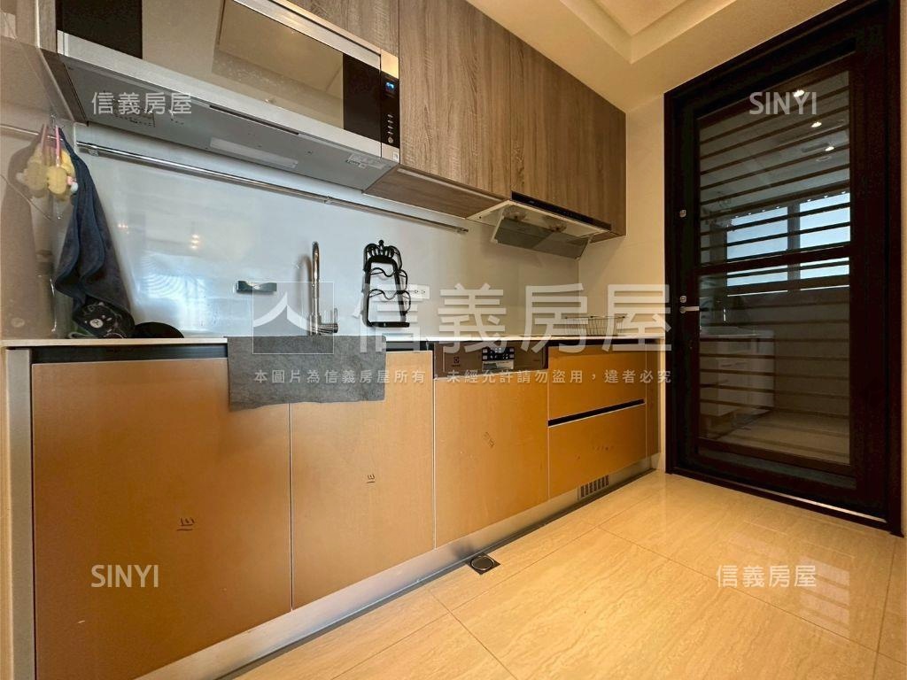 惠宇大容三房雙車戶房屋室內格局與周邊環境