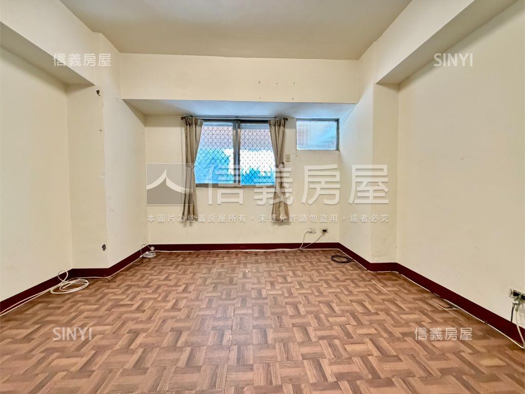 鎮北國小校園首排金店面房屋室內格局與周邊環境