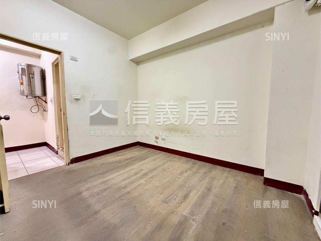 鎮北國小校園首排金店面房屋室內格局與周邊環境