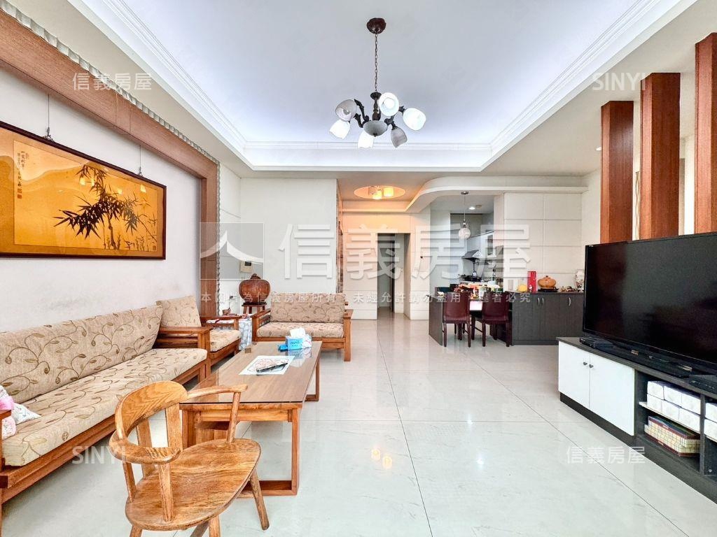 氣派６米面寬雙車電梯車墅房屋室內格局與周邊環境