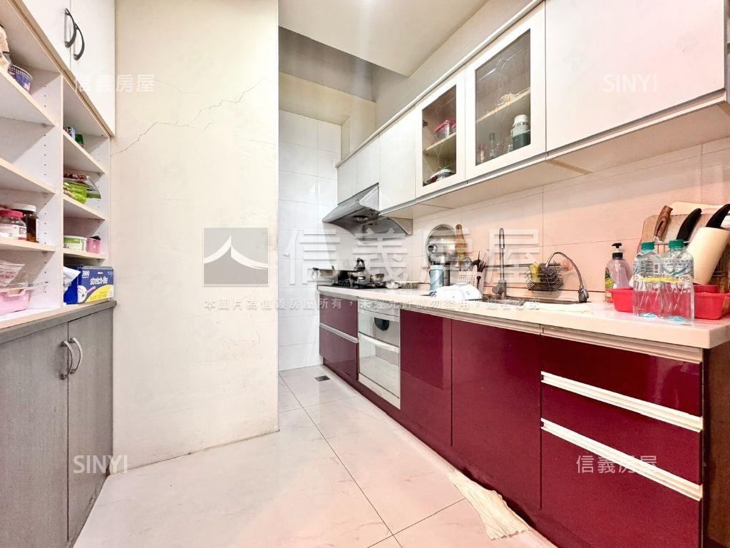 氣派６米面寬雙車電梯車墅房屋室內格局與周邊環境