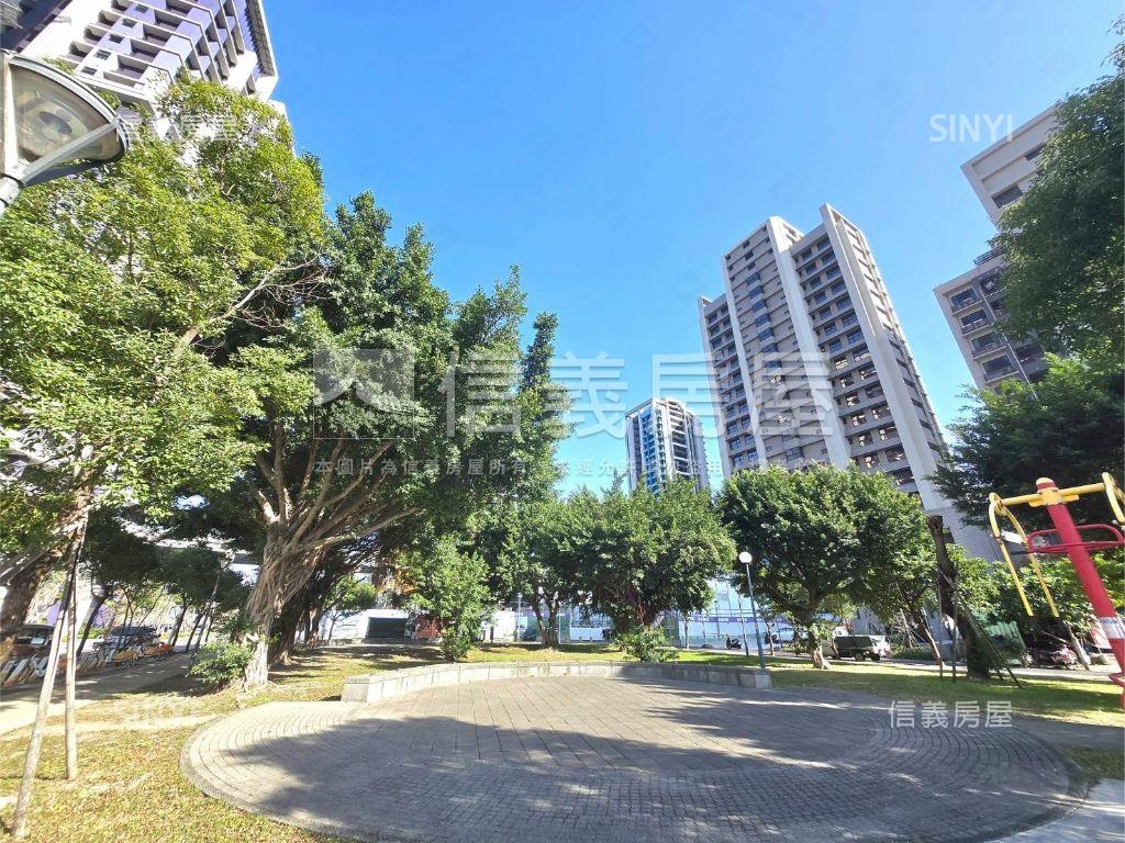 成家首選面公園高樓兩房車房屋室內格局與周邊環境