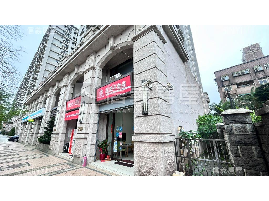 華東映月挑高店面車位房屋室內格局與周邊環境