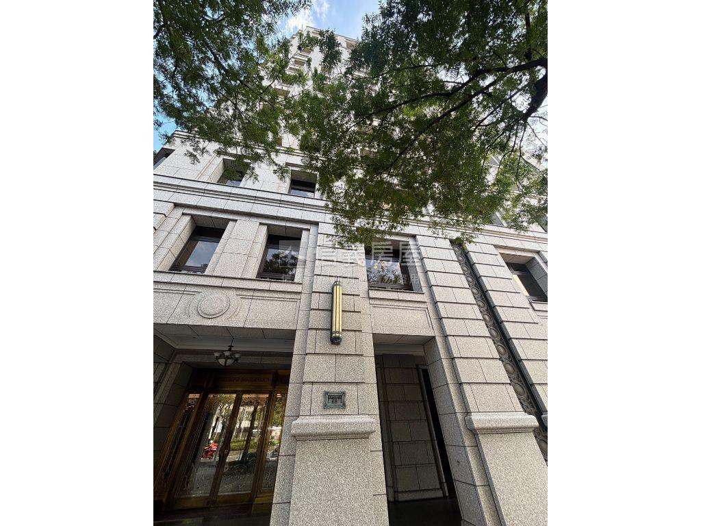 敦年凱旋樹海豪邸房屋室內格局與周邊環境