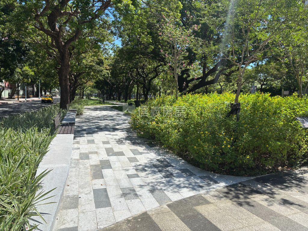 敦年凱旋樹海豪邸房屋室內格局與周邊環境
