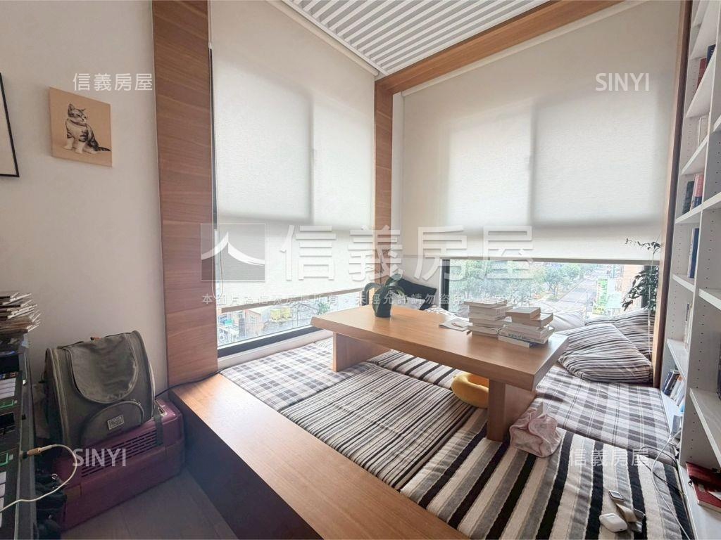 亮麗裝潢三房美屋房屋室內格局與周邊環境