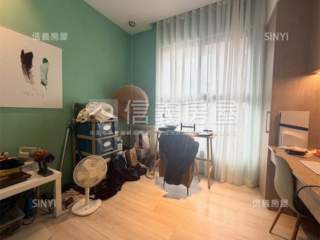 亮麗裝潢三房美屋房屋室內格局與周邊環境