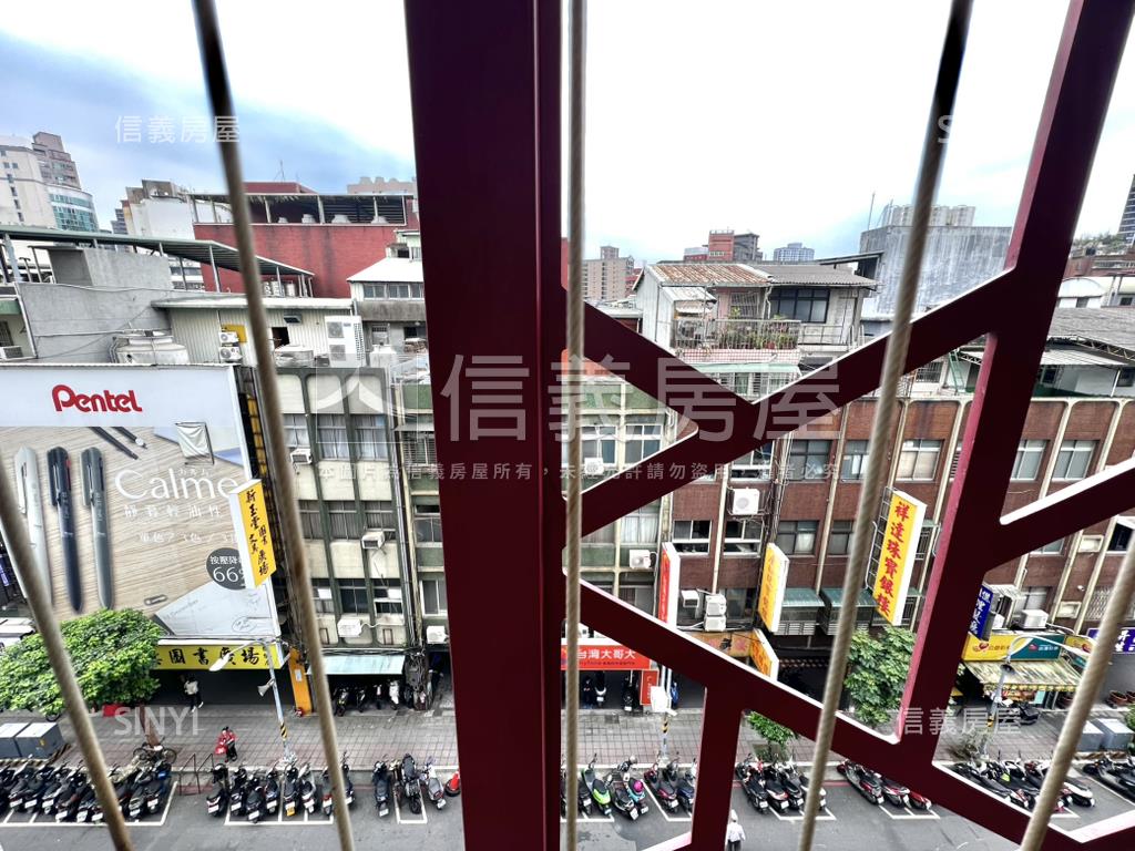 府中贊．溫馨典雅三房車位房屋室內格局與周邊環境