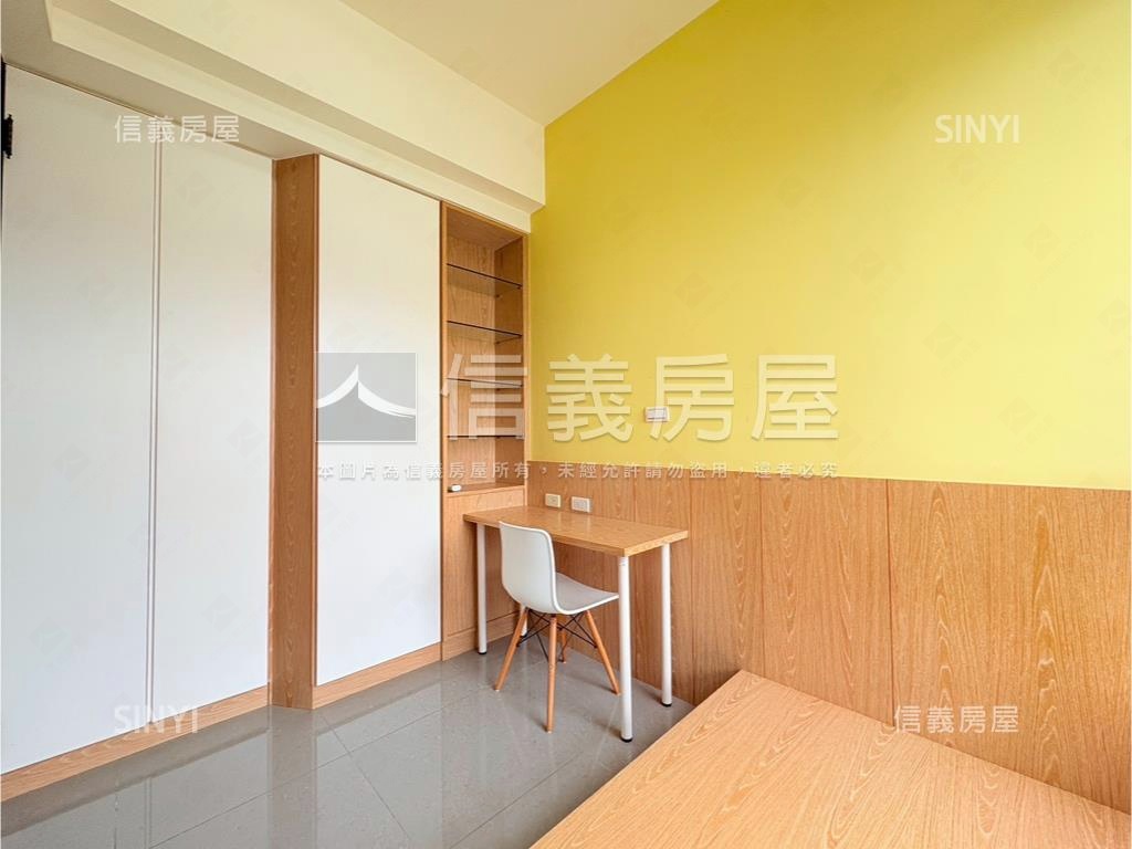 ＬＭ走路上學兩房平車房屋室內格局與周邊環境