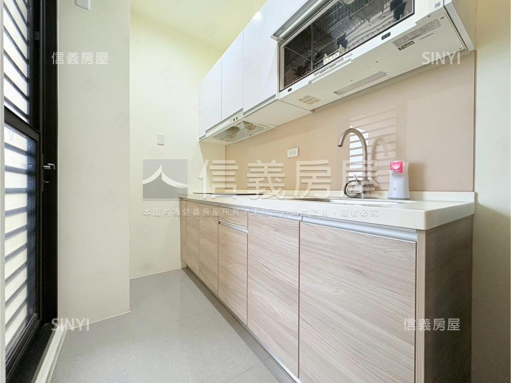 ＬＭ走路上學兩房平車房屋室內格局與周邊環境
