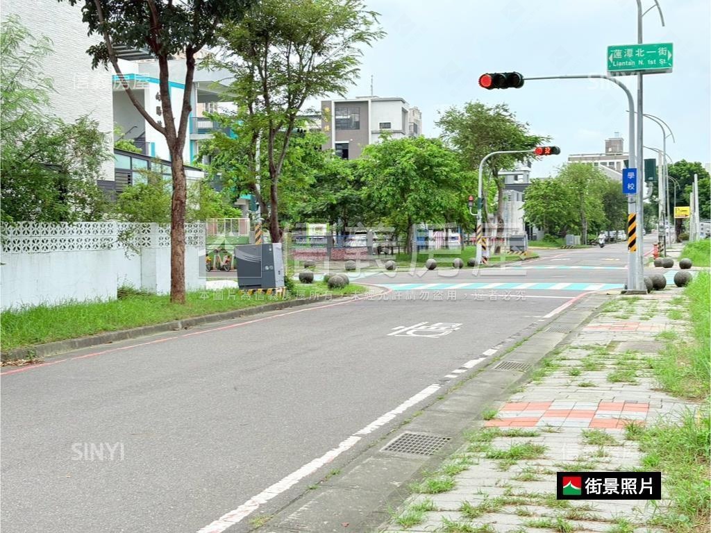ＬＭ走路上學兩房平車房屋室內格局與周邊環境