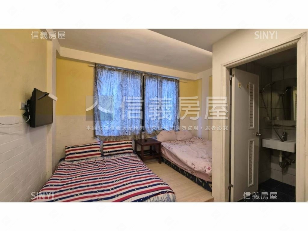 專任近逢甲１０房透套房屋室內格局與周邊環境