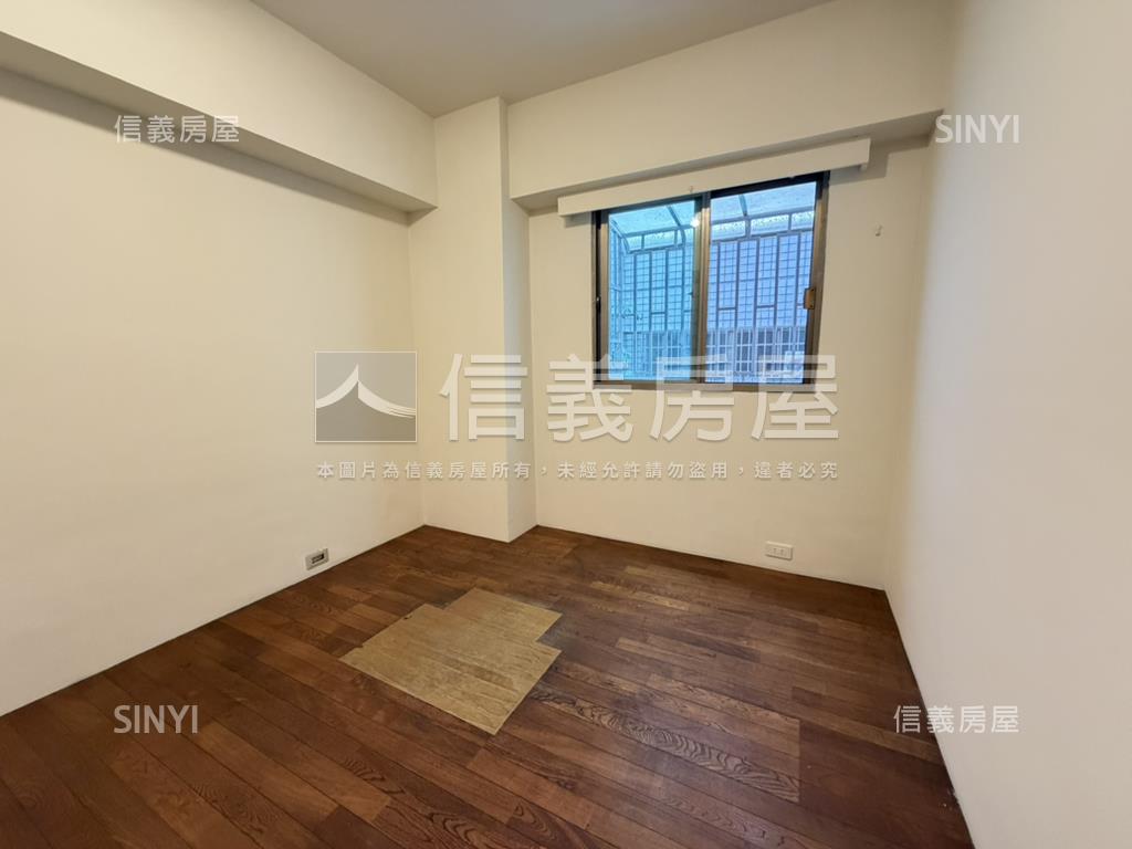 孟居主陽４０坪好大４房房屋室內格局與周邊環境