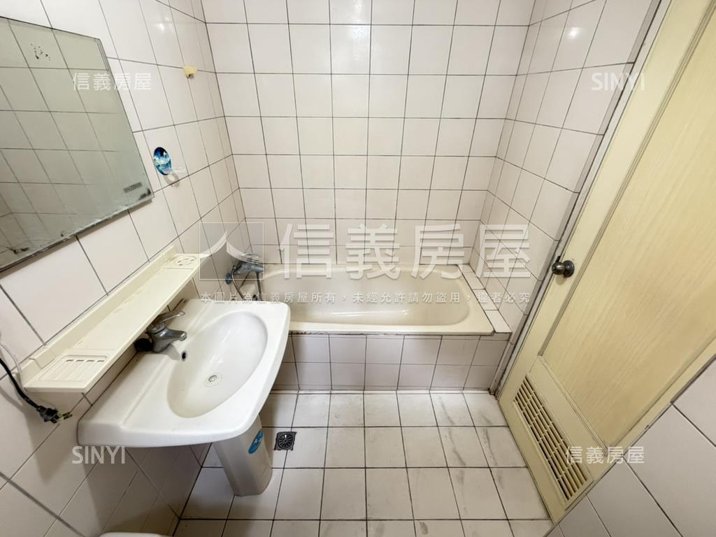 孟居主陽４０坪好大４房房屋室內格局與周邊環境