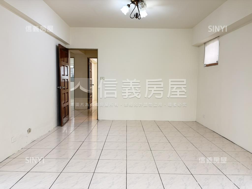 孟居主陽４０坪好大４房房屋室內格局與周邊環境