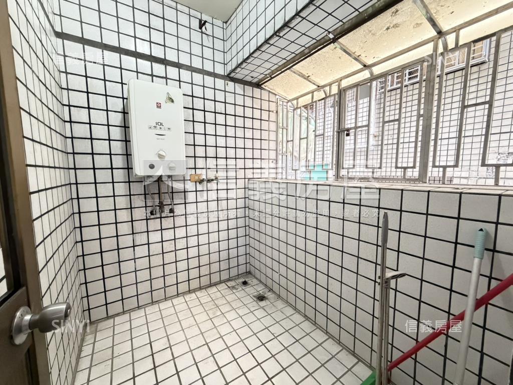 孟居主陽４０坪好大４房房屋室內格局與周邊環境