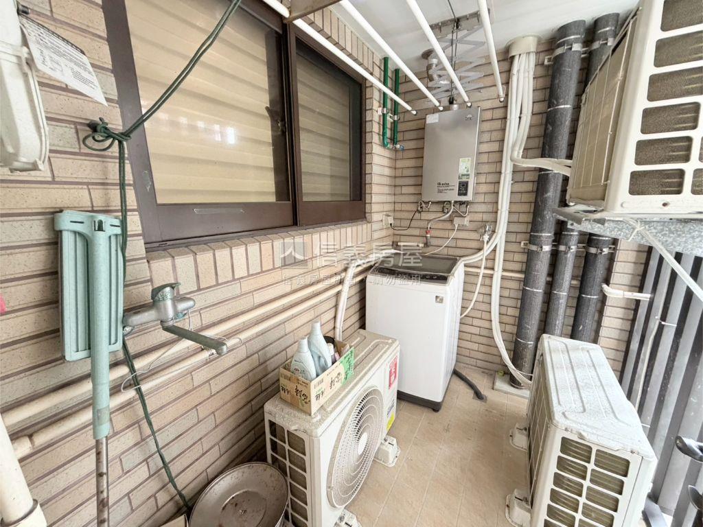 海樂地裝潢兩房房屋室內格局與周邊環境