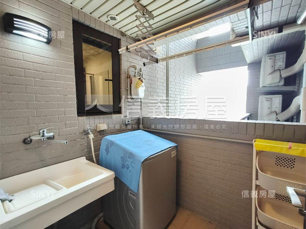 稀有高樓兩房兩衛平車房屋室內格局與周邊環境