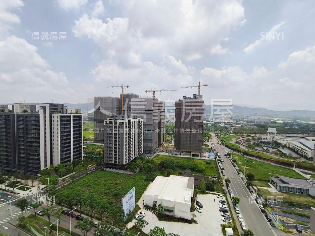 稀有高樓兩房兩衛平車房屋室內格局與周邊環境