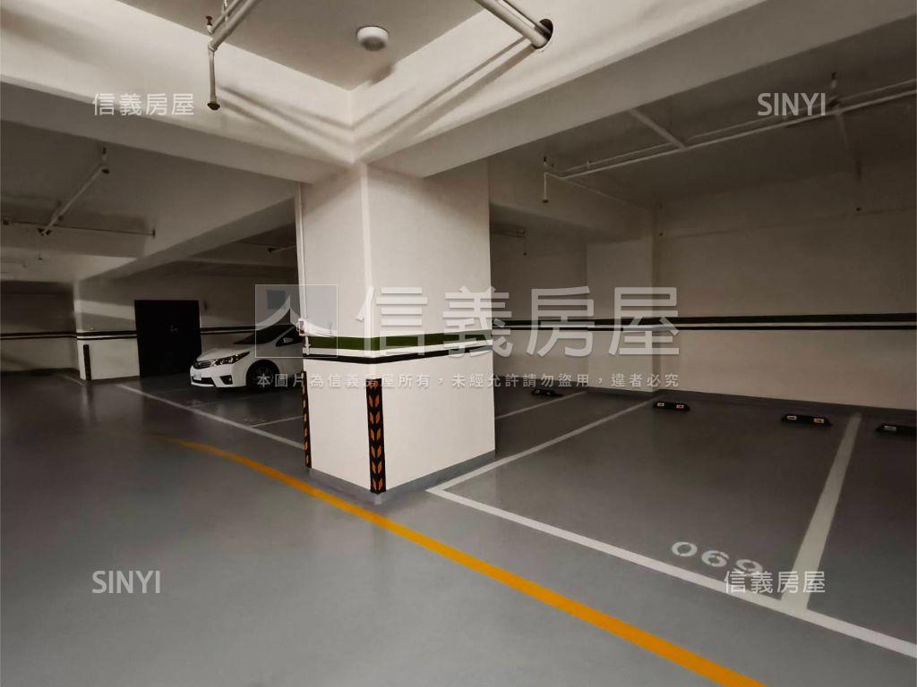 稀有高樓兩房兩衛平車房屋室內格局與周邊環境