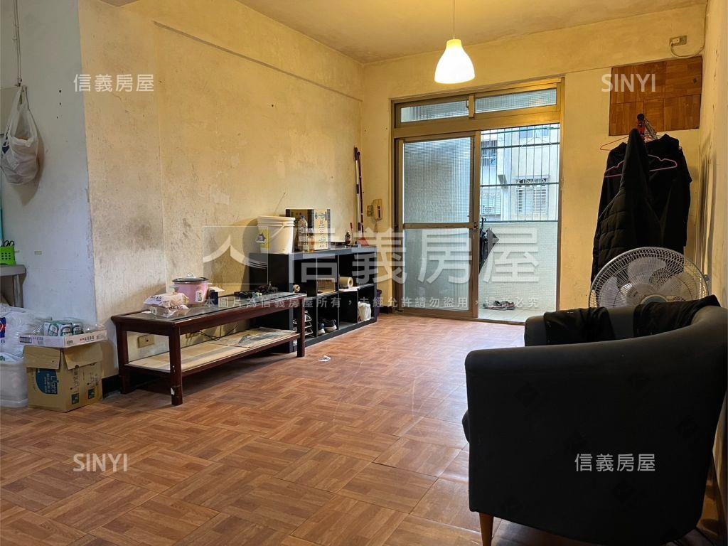 近學區優質收租置產美屋房屋室內格局與周邊環境