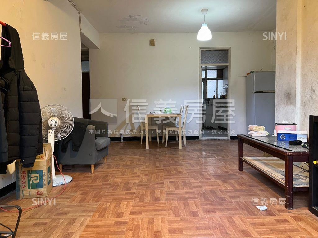 近學區優質收租置產美屋房屋室內格局與周邊環境