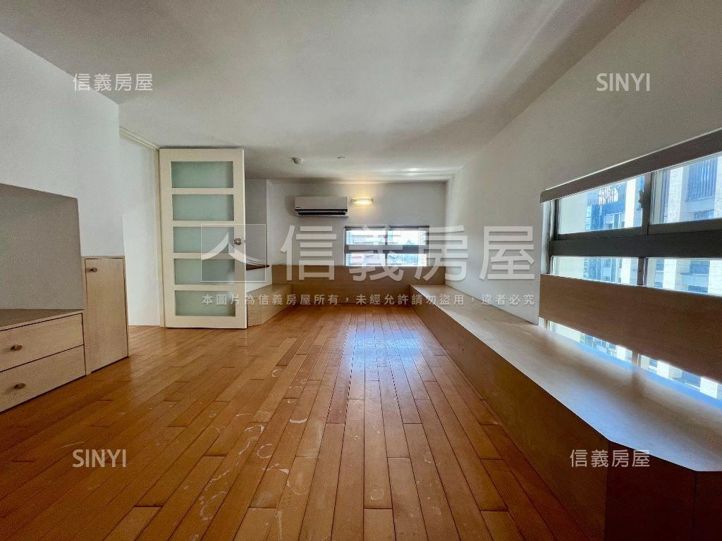 【地上權】河景兩房車位房屋室內格局與周邊環境