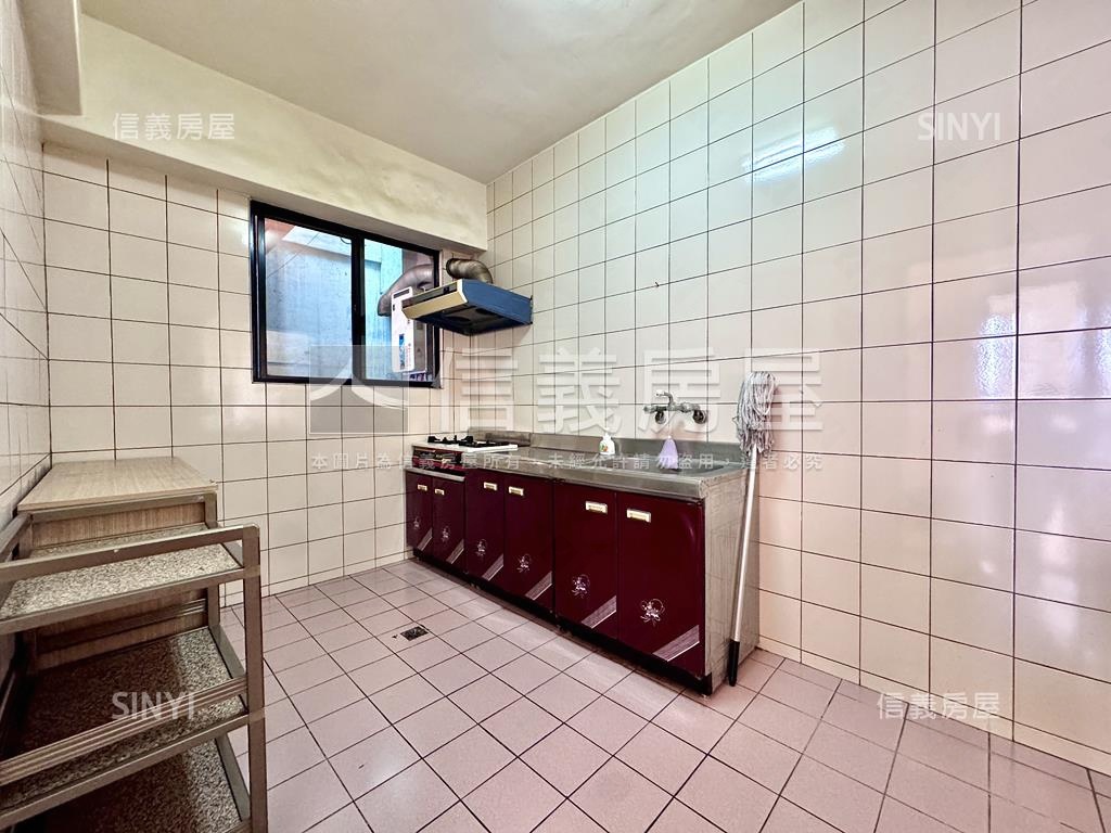 ☆磐石方正四房明亮美廈★房屋室內格局與周邊環境