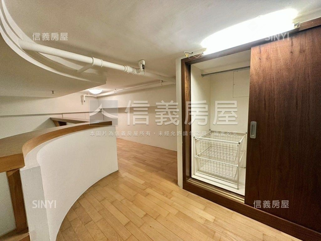 海悅高樓層兩房雙衛浴房屋室內格局與周邊環境