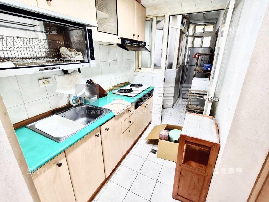 仁愛圓環名廈邊間三房房屋室內格局與周邊環境