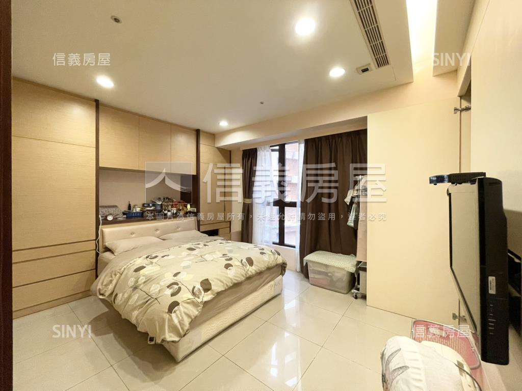 合環御景典雅三房車位房屋室內格局與周邊環境