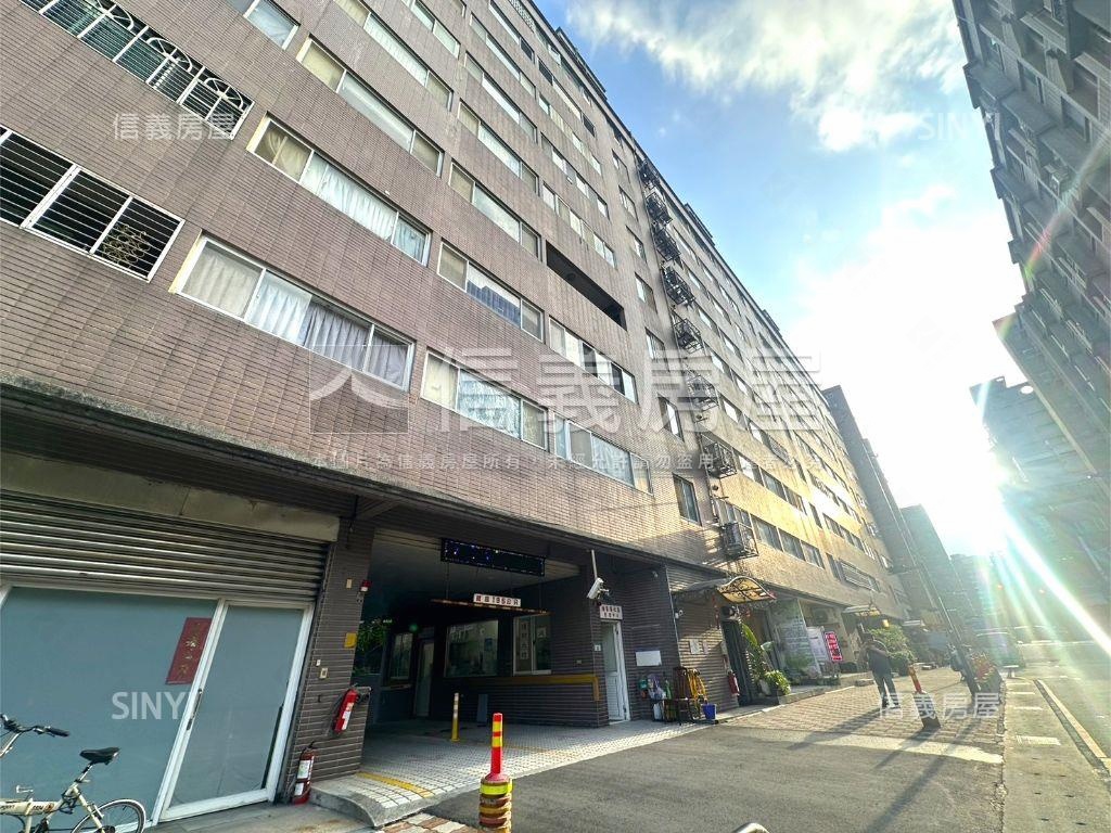 甜蜜蜜大套房車位房屋室內格局與周邊環境