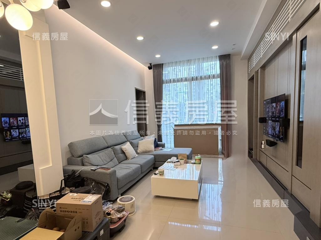 史恩莊園１樓庭院戶房屋室內格局與周邊環境