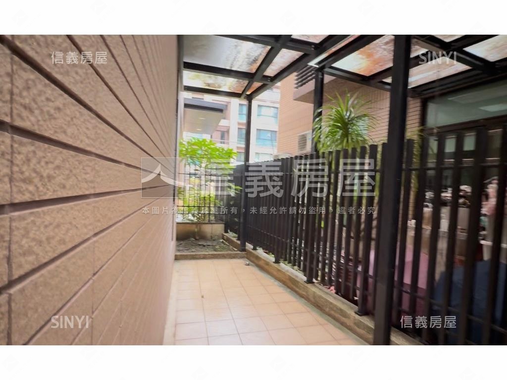 史恩莊園１樓庭院戶房屋室內格局與周邊環境