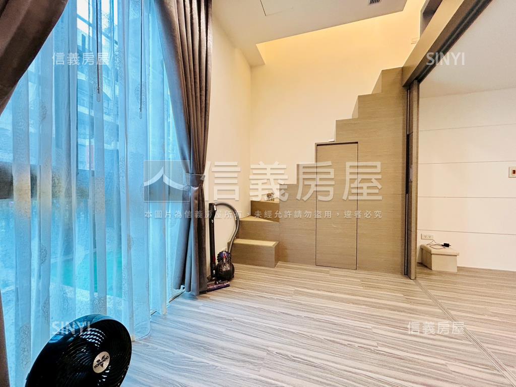 史恩莊園１樓庭院戶房屋室內格局與周邊環境