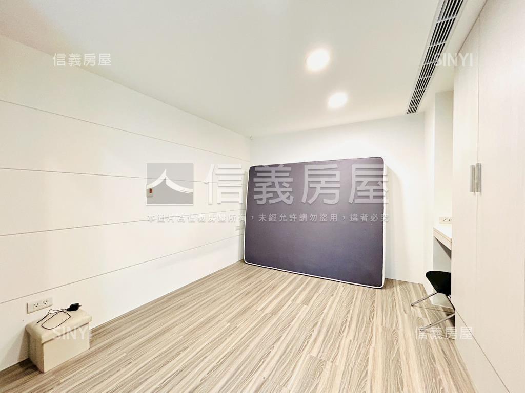 史恩莊園１樓庭院戶房屋室內格局與周邊環境