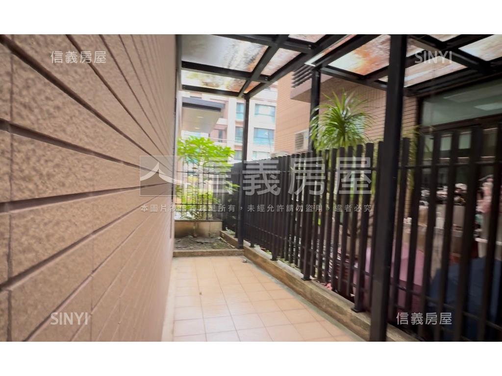史恩莊園１樓庭院戶房屋室內格局與周邊環境