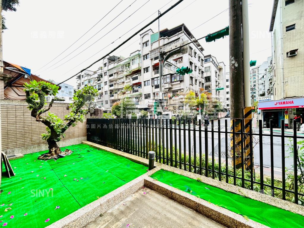 史恩莊園１樓庭院戶房屋室內格局與周邊環境