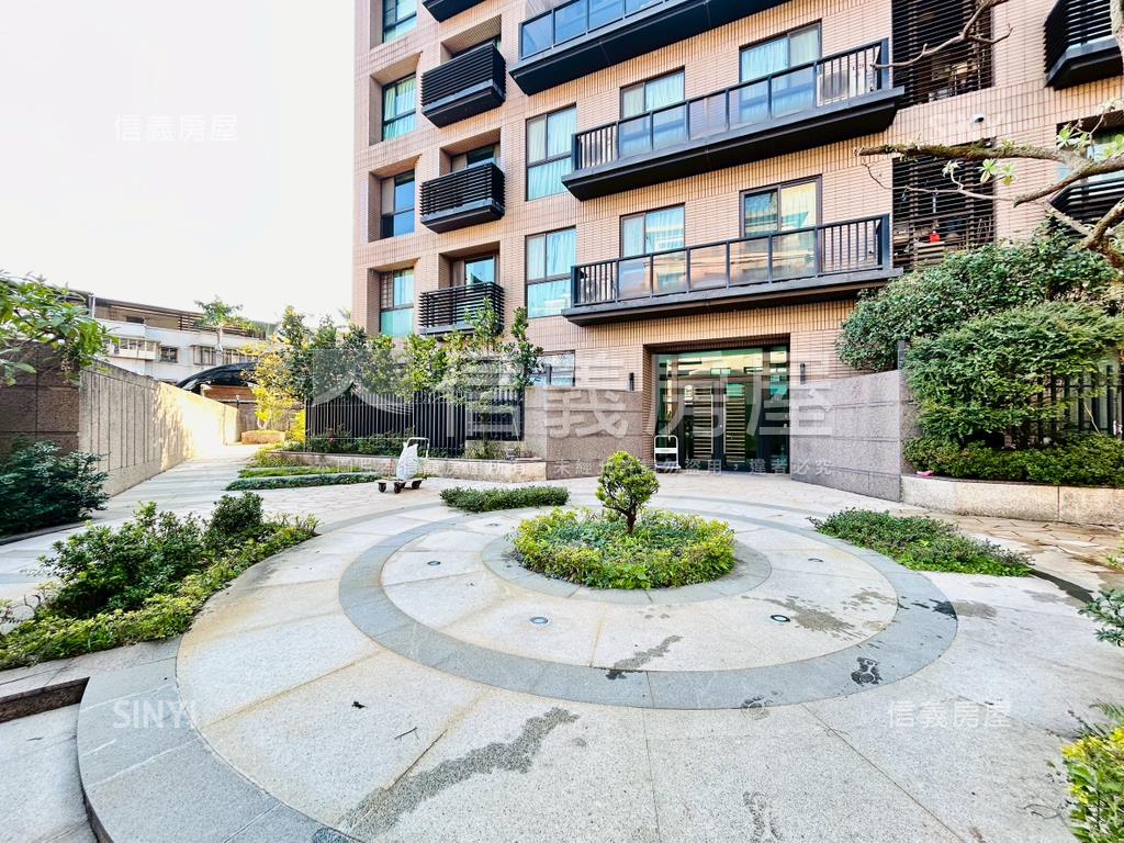 史恩莊園１樓庭院戶房屋室內格局與周邊環境