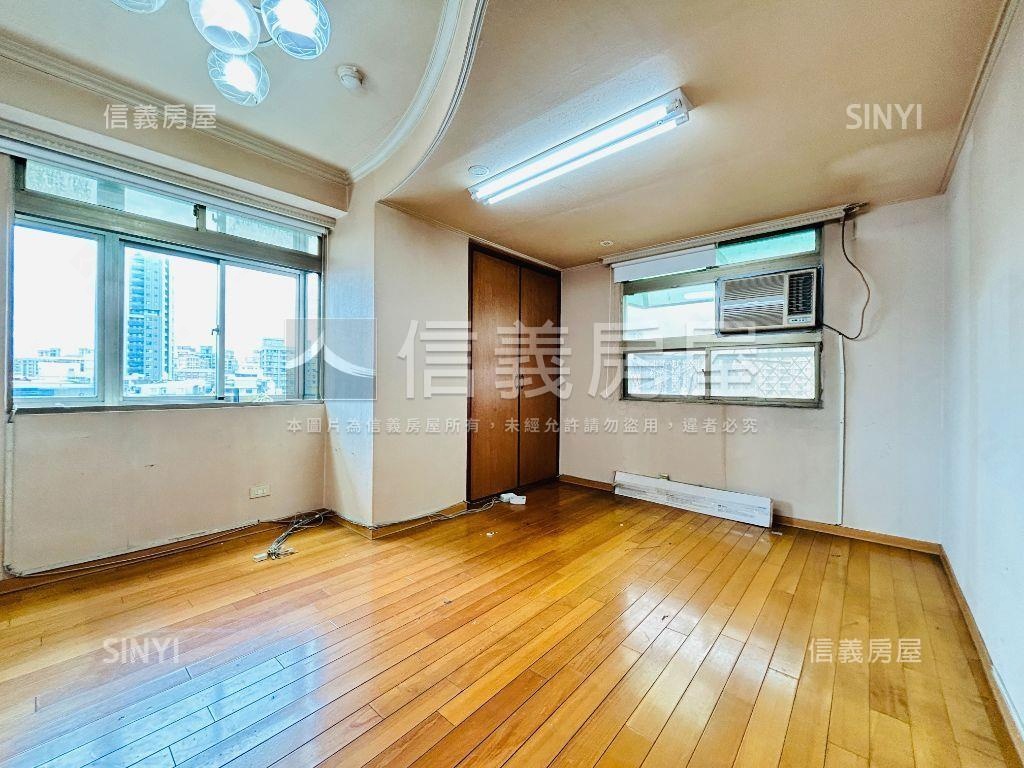 近希望城市－電梯景觀三房房屋室內格局與周邊環境