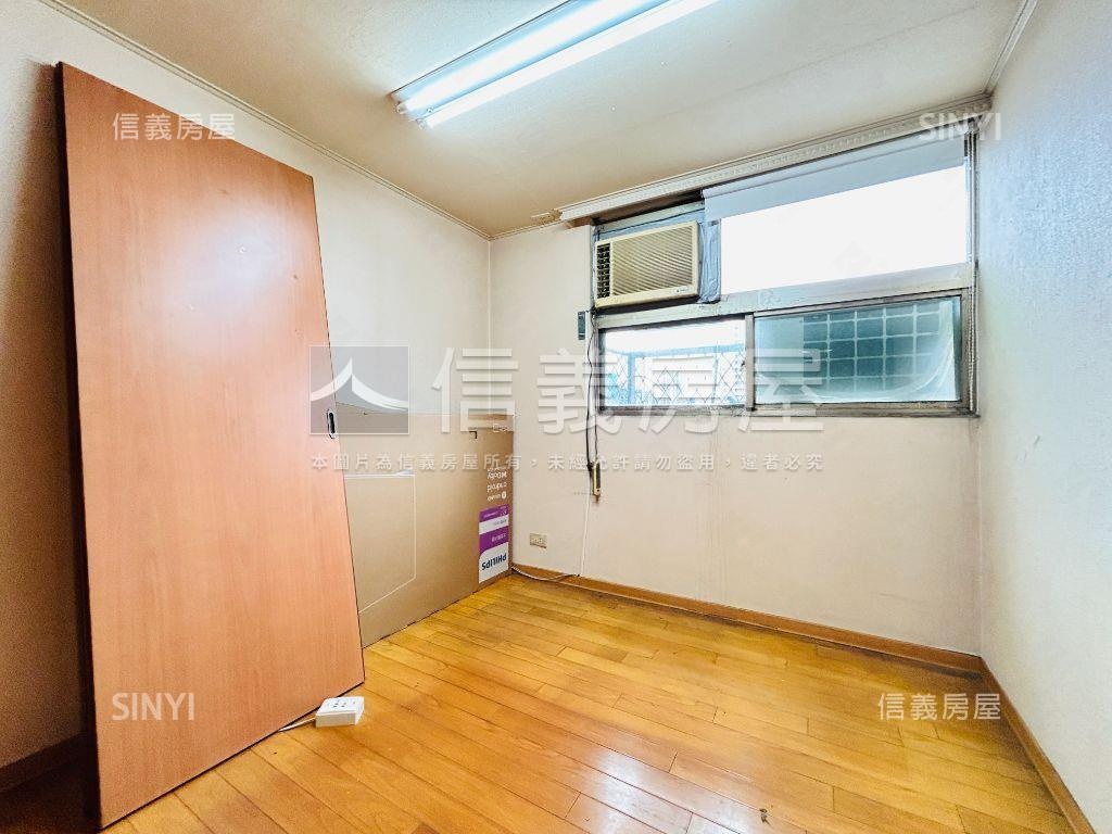 近希望城市－電梯景觀三房房屋室內格局與周邊環境