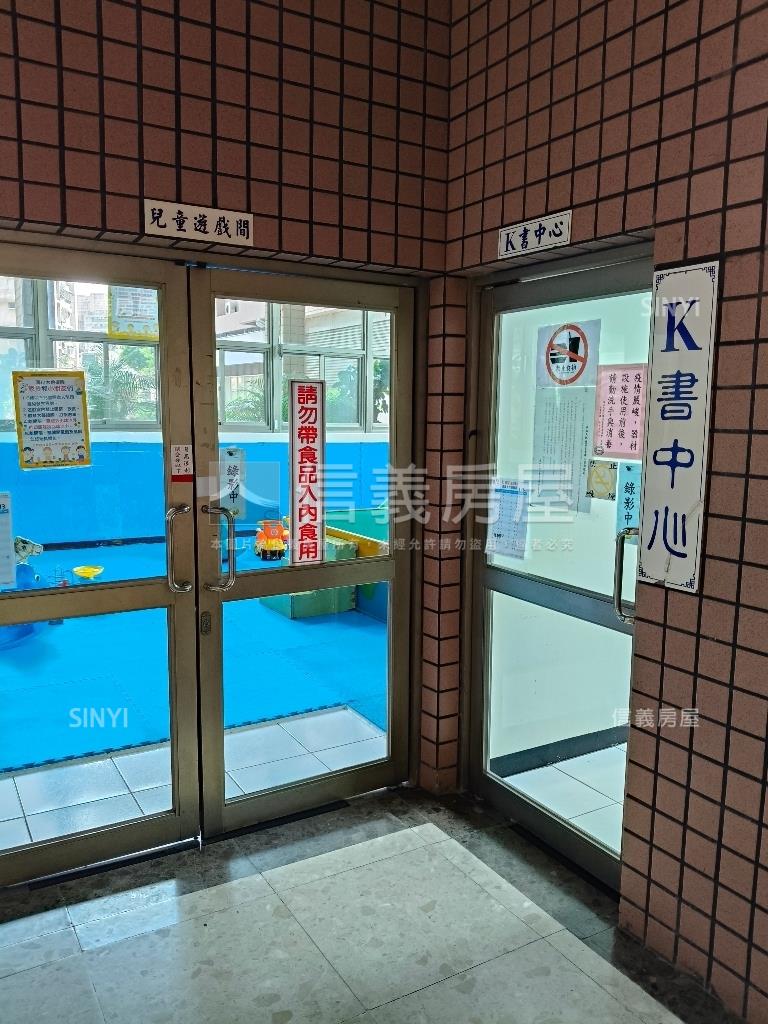 海山大地電梯美兩房房屋室內格局與周邊環境