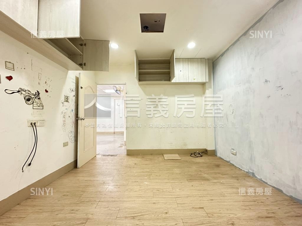 頂溪忠孝邊間面寬一樓房屋室內格局與周邊環境