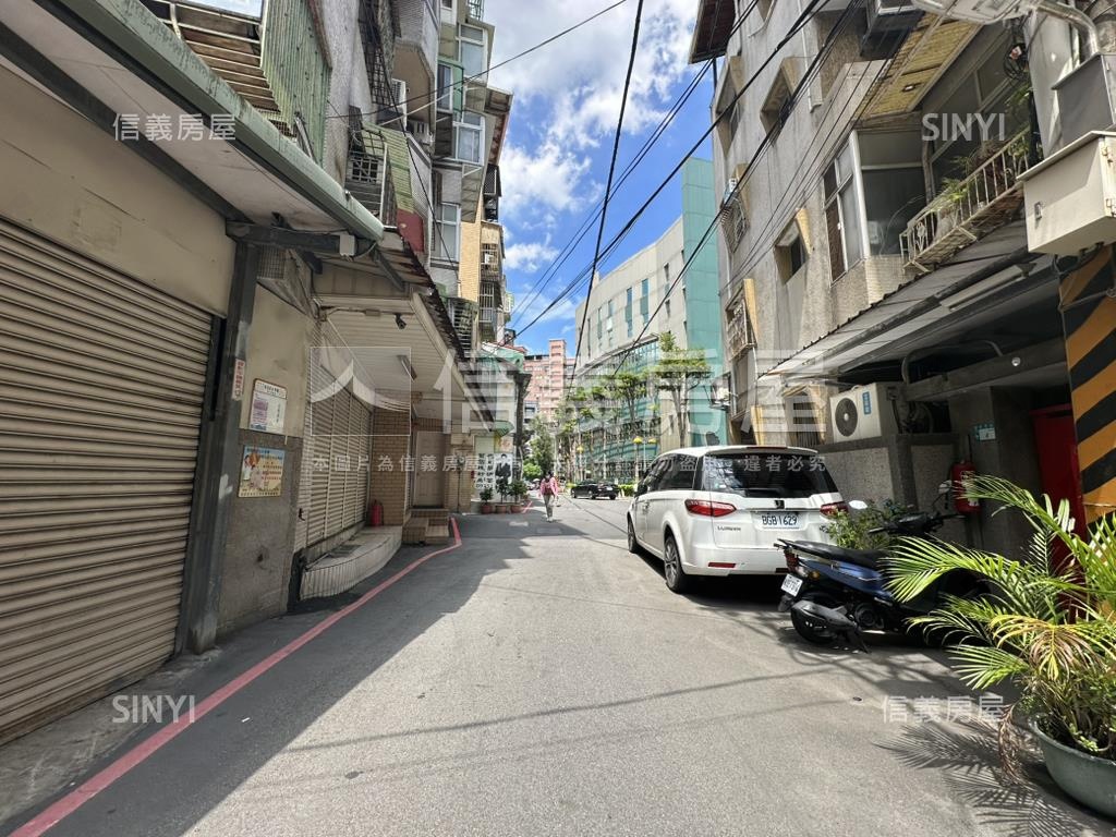 頂溪忠孝邊間面寬一樓房屋室內格局與周邊環境