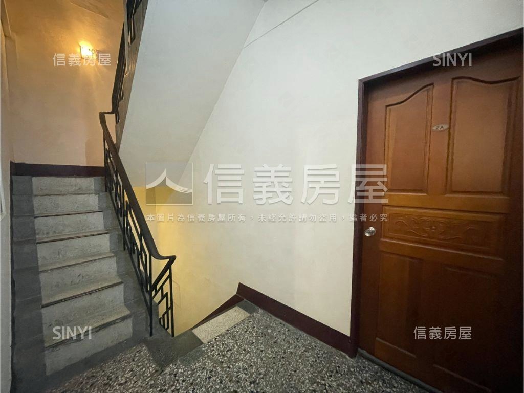 自治街約５米面寬店套房屋室內格局與周邊環境