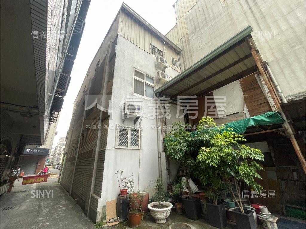 自治街約５米面寬店套房屋室內格局與周邊環境