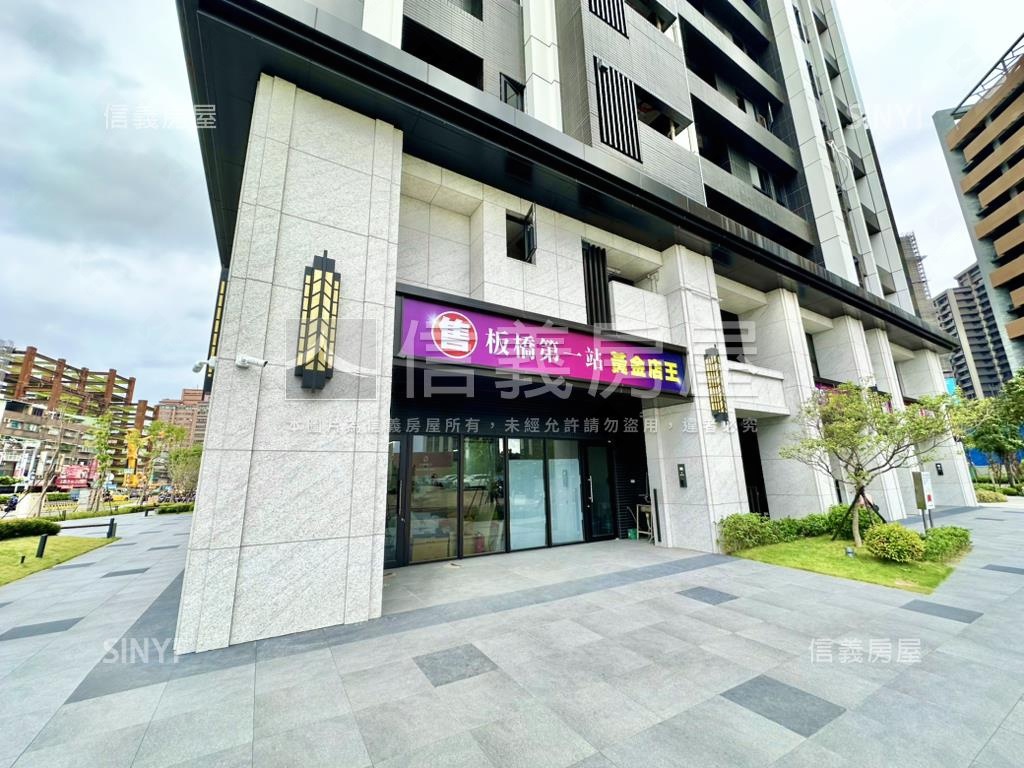 江翠捷運⭐風華邊間金店面房屋室內格局與周邊環境