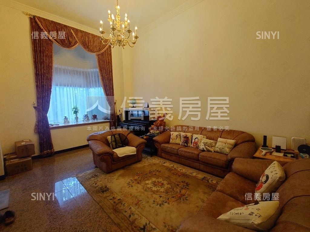 瓏山林下疊美屋房屋室內格局與周邊環境